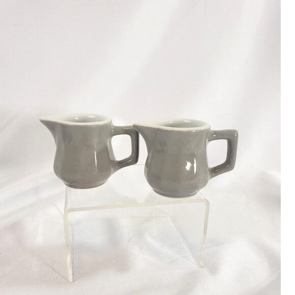 2 Vintage Shenango Pottery Restaurant Ware Individual Creamers Mini Pitchers - Picture 2 of 7